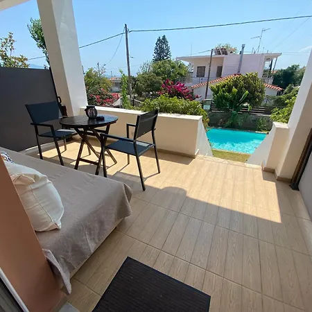 Dimitra's Maisonette At Rafaella 科库宁