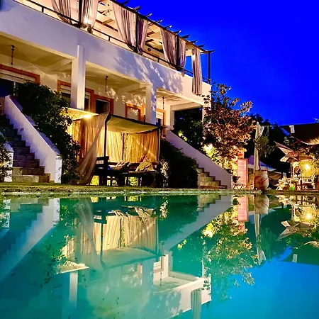 Dimitra's Maisonette At Rafaella Коккони